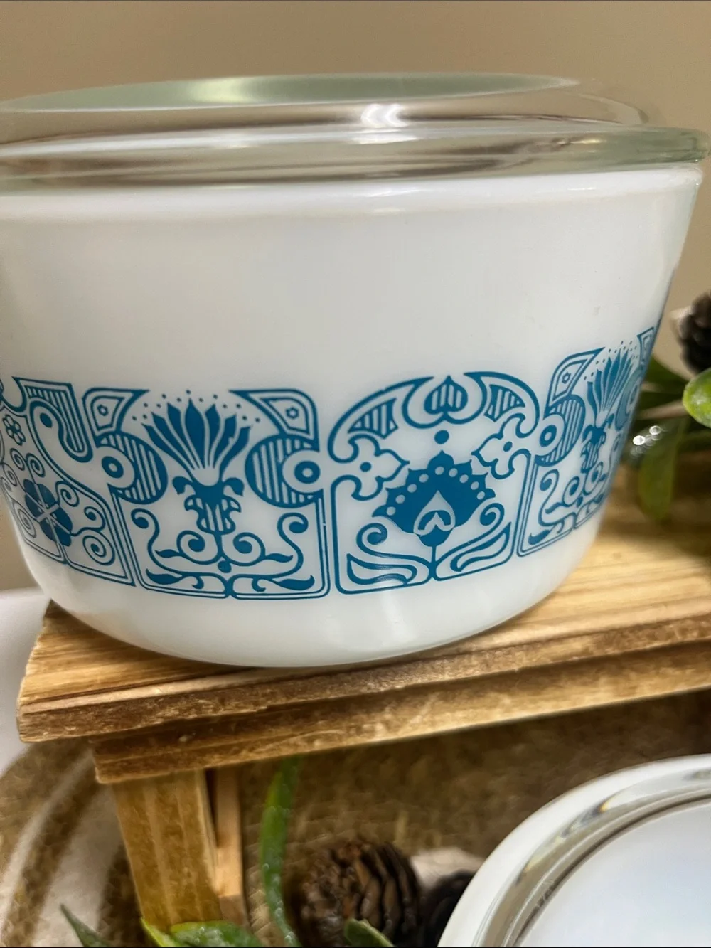 Two VTG Pyrex Glass Ovenware Casserole Bowls 472 1.5 pt & 473 1 Qt